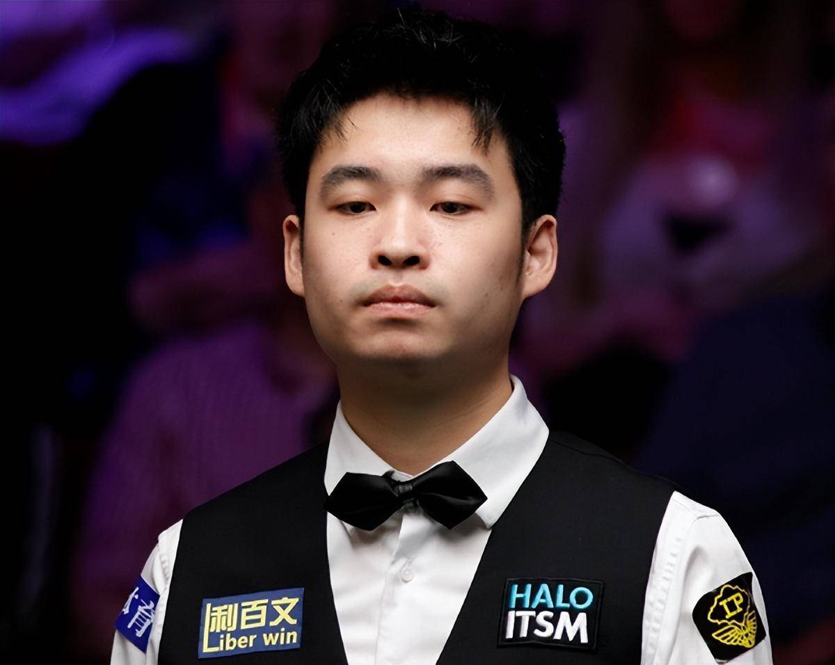 示了她令人 示了她令人