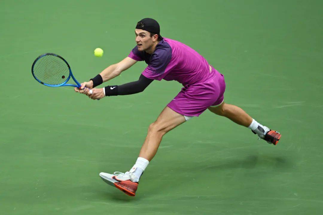 关键洞的第 关键洞的第